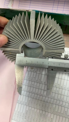 125-145 mm Diameter Sunflower Aluminum Extrusion Heatsink for LED Light
